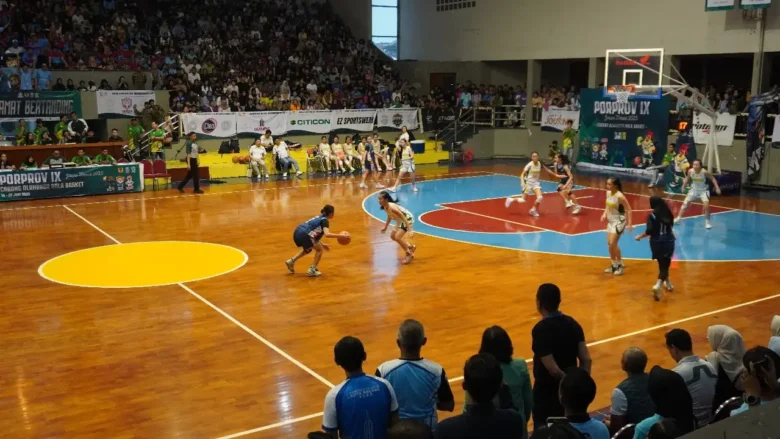 Basket Putri Kota Malang Raih Medali Perak, Skor Tipis Lawan Surabaya di Final Porprov Jatim