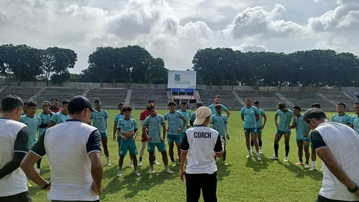 Gresik United sudah menyiapkan tim dan bakal umumkan pelatih baru di bulan Juni ini sebelum Liga 3 dimulai.(Istimewa)