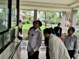 Wali Kota Blitar, Syauqul Muhibbin saat berada di RSUD Mardi Waluyo. (blok-a.com/Fajar)