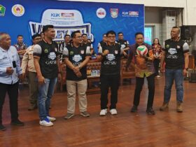 Wali Kota Malang, Wahyu Hidayat saat membuka Volleyball Turnamen 2025 (istimewa)