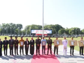 Ketua Komisi I DPRD Banyuwangi, Marifatul Kamila, mewakili Pimpinan DPRD, saat hadir di upacara HUT Bhayangkara di Taman Blambangan pada Selasa (1/7/2025). (blok-a.com/Kuryanto)