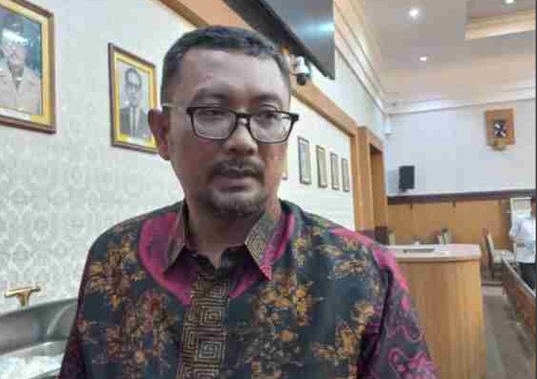 Caption : Ketua DPRD Kabupaten Banyuwangi dari fraksi partai PDIP, I Made Cahyana Negara. (Blok-a.com/Kuryanto).