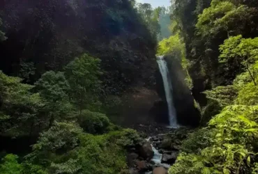 Salah satu air terjun di Desa Wisata Ngadirejo (foto: malangkab.go.id)