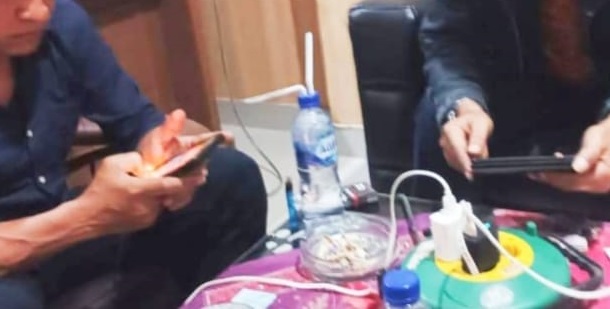 Foto viral ASN Banyuwangi diduga menggunakan sabu.