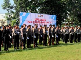 Upacara peringatan HUT Bhayangkara ke-79 di lapangan Kelurahan Bendo, Kecamatan Kepanjenkidul. (blok-a.com/Fajar)