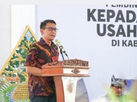 Bupati Bojonegoro Setyo Wahono dalam acara Pembinaan dan Pengawasan kepada Para Pelaku Usaha Pariwisata di Kabupaten Bojonegoro.