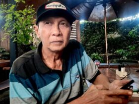 Ahmad Dardiri, seorang pemerhati kebijakan publik yang juga mantan anggota DPRD Kabupaten Blitar periode 1999–2009. (blok-a.com/Fajar)