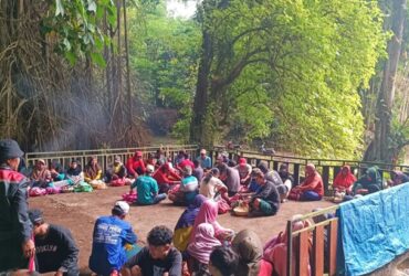 Tradisi Dawuhan Sumber Mudal Desa Pacalan, Magetan.