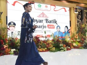 Acara gebyar batik di Pendapa Delta Wibawa Sidoarjo.