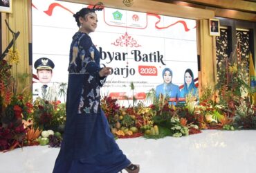 Acara gebyar batik di Pendapa Delta Wibawa Sidoarjo.