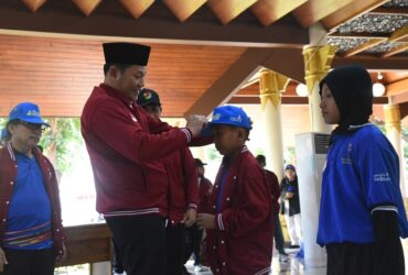 Pelepasan kontingen Kormi Sidoarjo di Pendopo Delta Wibawa.