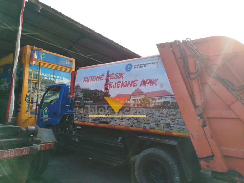 Dengan volume sampah harian Kota Malang yang mencapai 700 hingga 1.000 ton, keberadaan armada yang memadai menjadi kebutuhan mendesak.