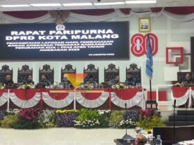 Paripurna Pemkot Malang bersama DPRD Kota Malang membahas kebijakan KUA-PPAS (blok-a.com / Yogga Ardiawan)