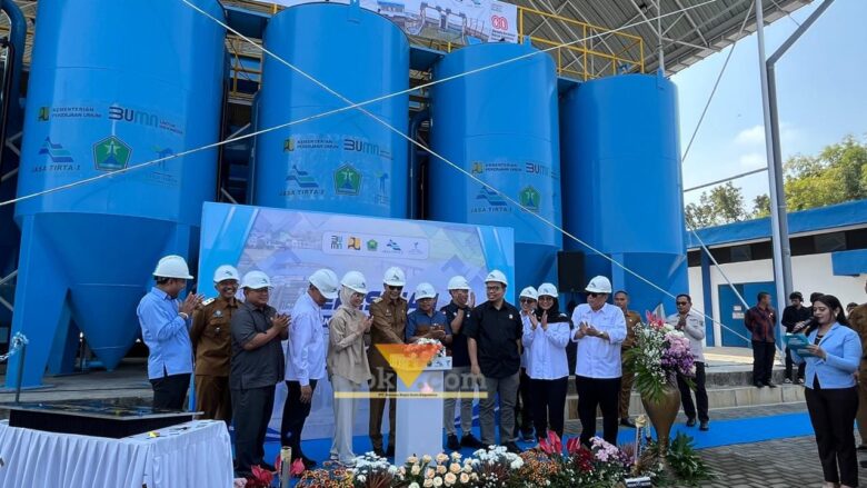 Peresmian SPAM Bango yang dilakukan oleh Wali Kota Malang, Wahyu Hidayat bersama jajaran terkait (blok-a.com / Yogga Ardiawan)