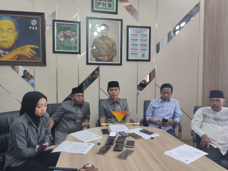 Anggota DPRD Kota Malang Fraksi PKB tegaskan tolak kenaikan PBB dan PBJT.(blok-a.com/Yogga Ardiawan)