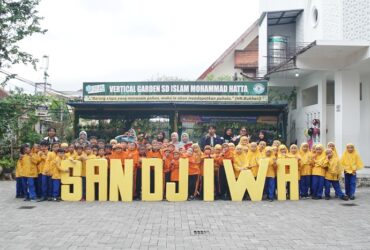 Kunjungan tim SANDJIWA ke SD Islam Mohammad Hatta, Rabu (30/7/2025).