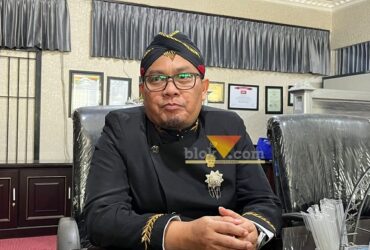 Dekan FIA Universitas Islam Malang, Afifudin kritik kebijakan kenaikan pajak PBB. (blok-a.com/Yogga Ardiawan)