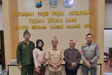 Satlantas Polresta Malang Kota Kenakan Kostum Kemerdekaan untuk memperingati HUT ke-80 RI.(istimewa)