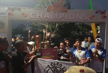 Tim Cleopatra A tundukkan Tim Cleopatra B di partai final Lomba Dayung Piala Kapolres Cup 2025.(Istimewa)