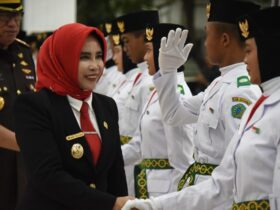 Pengukuhan anggota Paskibraka Kabupaten Sidoarjo tahun 2025,di Pendopo Delta Wibawa, Jumat (15/8/2025).