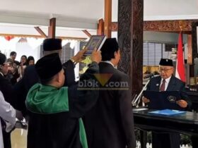 Bupati Blitar, Rijanto melakukan pelantikan dan pengukuhan pejabat baru di lingkup Pemerintah Kabupaten Blitar. (blok-a.com/Fajar)