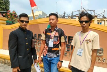 Kuasa hukum pegawai PN Bojonegoro usai mengajukan gugatan sengketa lelang tanah.