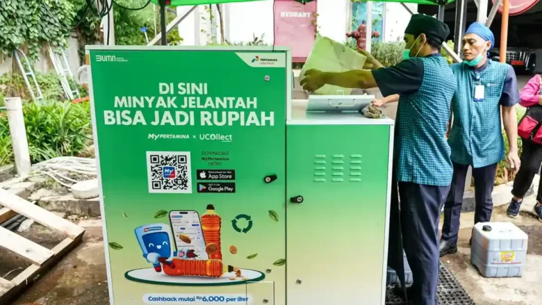 Salah satu titik penukaran minya jelantah jadi rupiah, UCOllectbox Pertamina-Noovoleum (dok: Pertamina Patra Niaga)