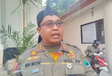 Kepala Satpol PP Kota Malang, Heru Mulyono Aktifkan Linmas Untuk Hidupkan Siskamling (blok-a.com / Yogga Ardiawan)
