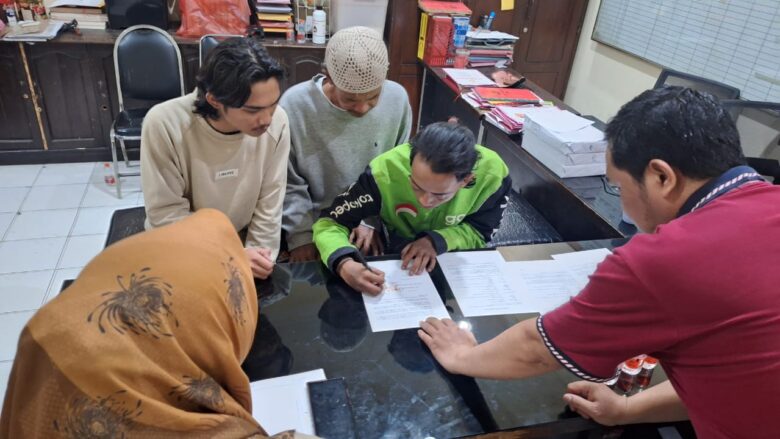Perseteruan Jukir dan Ojol di Kota Malang Berakhir Damai