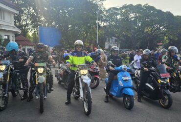 Pemerintah Kota (Pemkot) Malang bersama TNI, Polri, ASN, dan Pam Swakarsa menggelar Apel Siaga dan Patroli Cipta Kondisi di Halaman Balai Kota Malang, Selasa (2/9/2025).