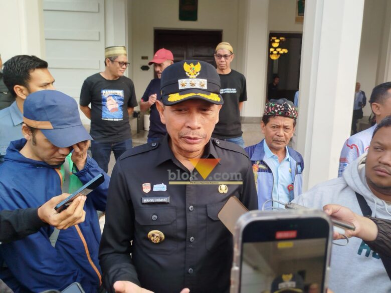 Wali Kota Malang, Wahyu Hidayat siap hadapi somasi dugaan kebocoran retribusi pasar (blok-a.com / Yogga Ardiawan)