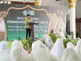 Acara peringatan Maulid Nabi Muhammad SAW di Pendopo Delta Wibawa, Sidoarjo, Minggu (7/9/2025).