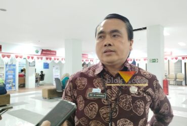 Kepala Disnaker-PMPTSP Kota Malang, Arif Tri Sastyawan targetkan 100 persen kepesertaan BPJS Kota Malang pada 2035 (blok-a.com / Yogga Ardiawan)
