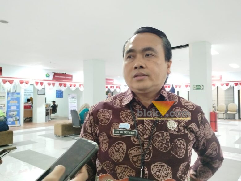 Kepala Disnaker-PMPTSP Kota Malang, Arif Tri Sastyawan targetkan 100 persen kepesertaan BPJS Kota Malang pada 2035 (blok-a.com / Yogga Ardiawan)