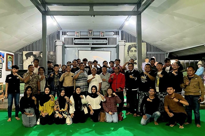 Kelas Bung Karno menanamkan nilai-nilai nasionalisme. (blok-a.com/Fajar)