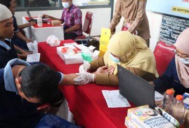 Warga binaan pemasyarakatan Lapas kelas IIB lakukan cek kesehatan.(blok-a.com/Syahrul Wijaya)