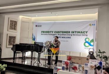 Manajer PLN UP3 Malang, Agung Wibowo saat dalam kegiatan Customer Intimacy (blok-a.com / Yogga Ardiawan)