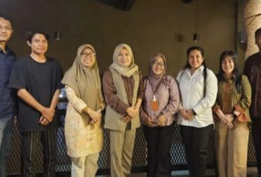 Jajaran BPJS Kesehatan Banyuwangi bersama Komisi I DPRD Kabupaten Banyuwangi dalam kegiatan FGD, Jumat (10/10/2025). (Istimewa)
