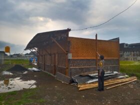 Angin Kencang Sebabkan Belasan Rumah Rusak Di Karangploso (BPBDKabMalang)