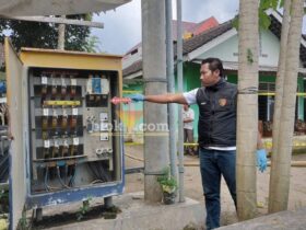 Box gardu PLN yang tidak terkunci, penyebab balita 3 tahun tewas. (blok-a.com/Fajar)