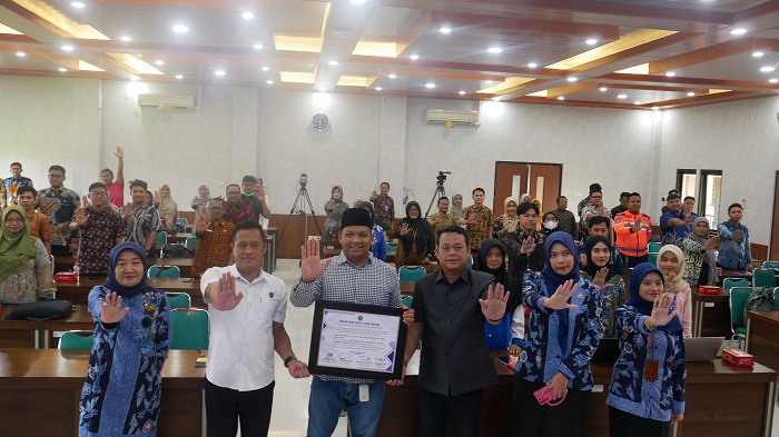 Deklarasi dan sosialisasi pencegahan anti judi online di aula BKD Sidoarjo.