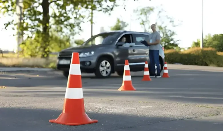 Ilustrasi: kursus mengemudi (foto: shutterstock)