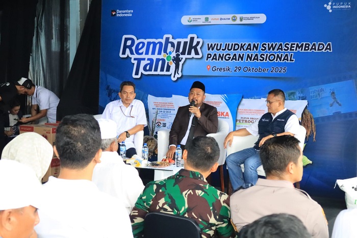 Bupati Gresik, Fandi Akhmad Yani dalam acara Rembuk Tani di Kecamatan Balongpanggang, Rabu (29/10/2025). (ist)