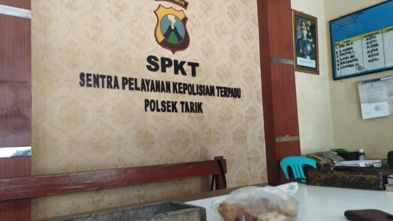 Ruang Pelayanan SPKT Polsek Tarik.