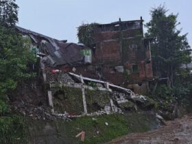 Longsor yang terjadi di Kelurahan Samaan Kota Malang pada Rabu (19/11/2025) (ist)