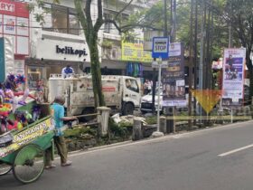 Bus Stop Trans Jatim di Sawojajar, Kota Malang yang dikeluhkan (blok-a/Bob Bimantara Leander)
