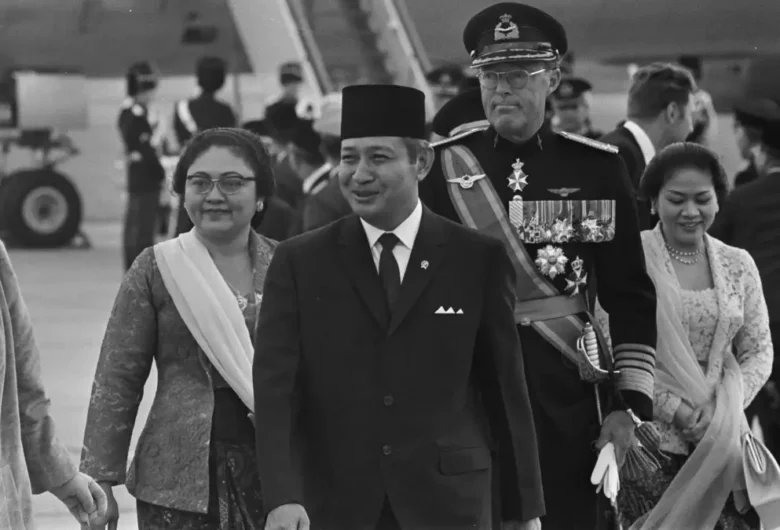 Mantan Presiden Soeharto (foto: wikimedia)