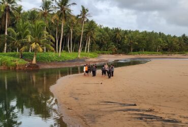 Lokasi terseretnya anak berusia 8 tahun di Pantai Wonogoro Malang (ist)