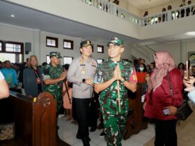 Patroli gabungan dan pemantauan langsung pelaksanaan ibadah Natal di sejumlah gereja Magetan, Kamis (25/12/2025).