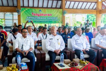 Teks foto : Kegiatan tasyakuran Swasembada Pangan digelar serentak secara nasional melalui zoom meeting bersama Presiden Republik Indonesia, Prabowo Subianto.(Ist)